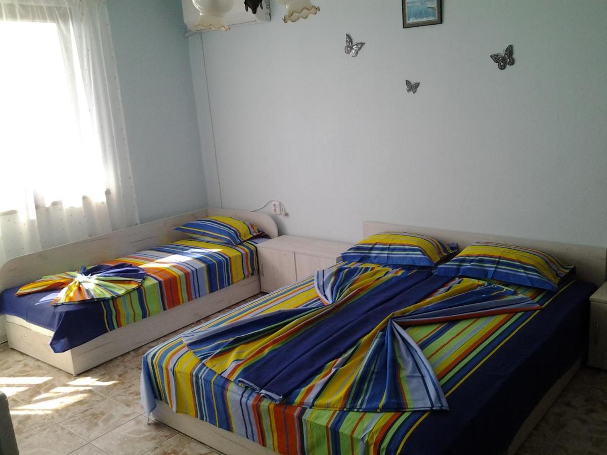 Guest House Zora Созополь Екстер'єр фото
