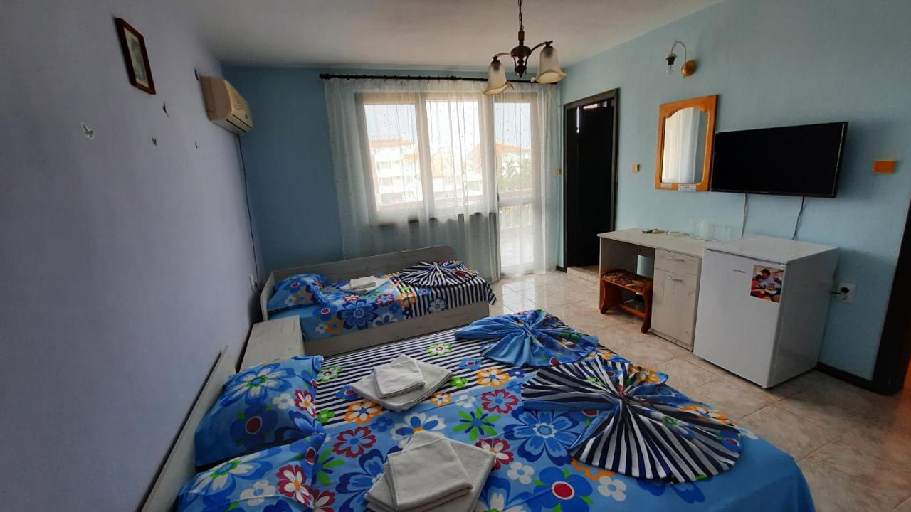 Guest House Zora Созополь Екстер'єр фото