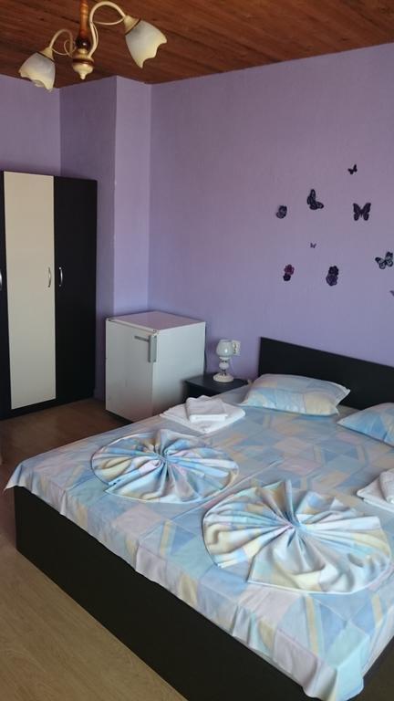 Guest House Zora Созополь Екстер'єр фото