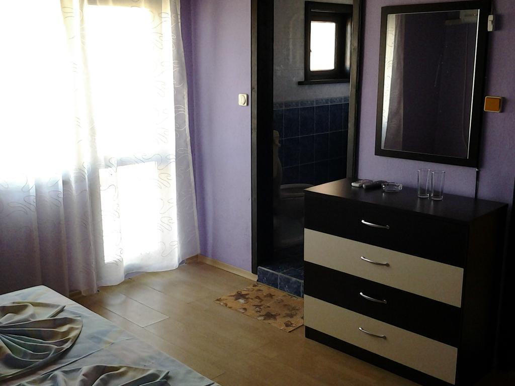 Guest House Zora Созополь Екстер'єр фото