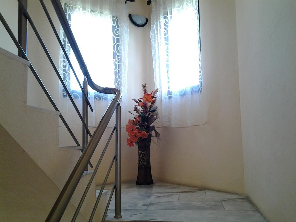 Guest House Zora Созополь Екстер'єр фото