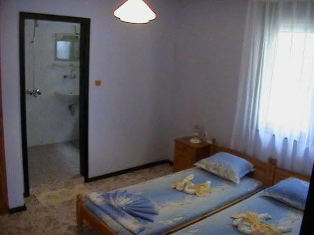 Guest House Zora Созополь Екстер'єр фото
